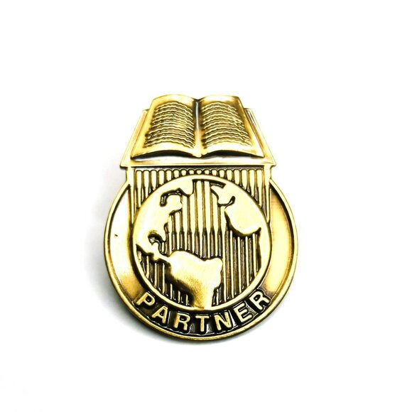 Vintage Partner Open Book Globe World Lapel Pin - Picture 1 of 4